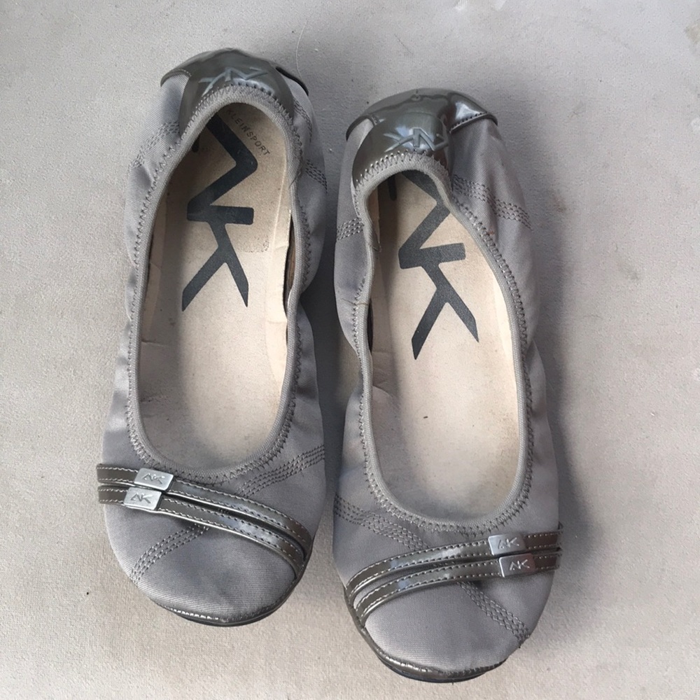 Anne Klein sport flats